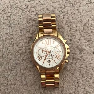 Watches(micheal kors)